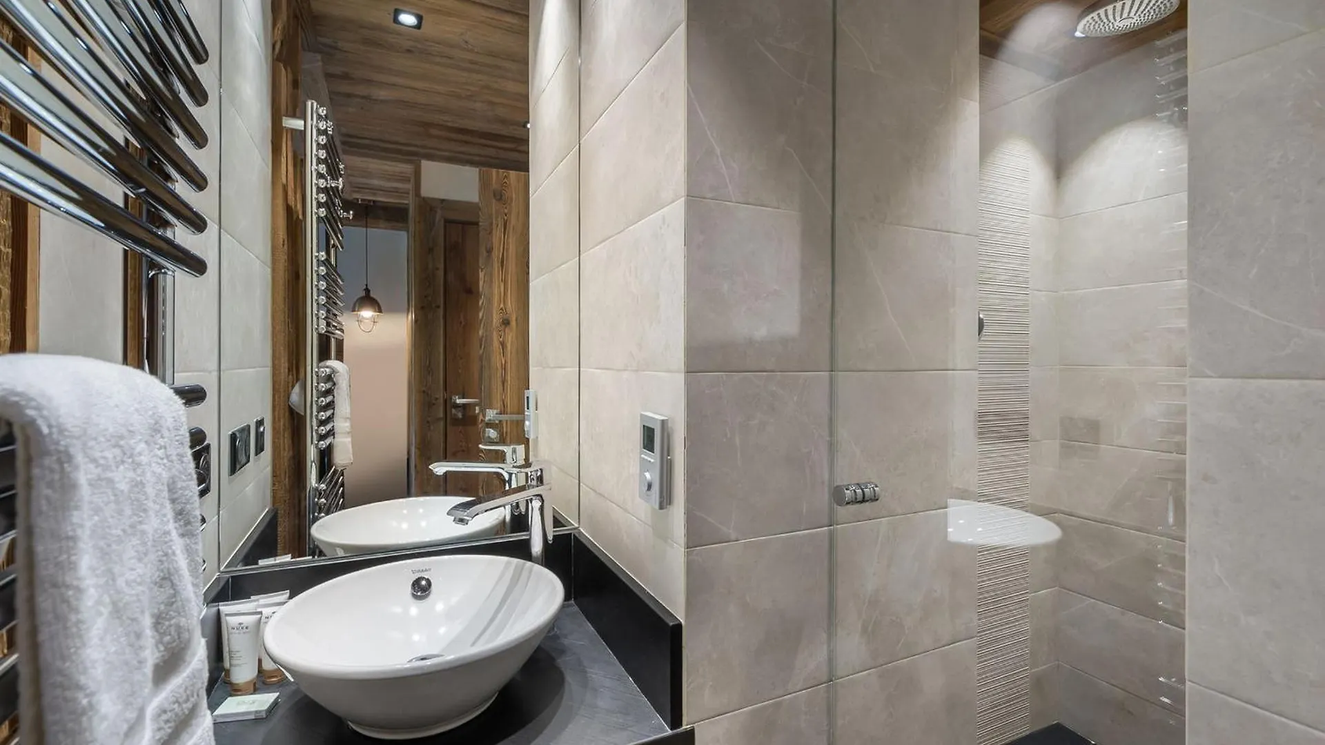 Appartement De Luxe Centre, Proche Pistes, Sauna, Balcon, Jusqu'A 6 Pers. - Fr-1-567-58 Val-d'Isere 0*,  France